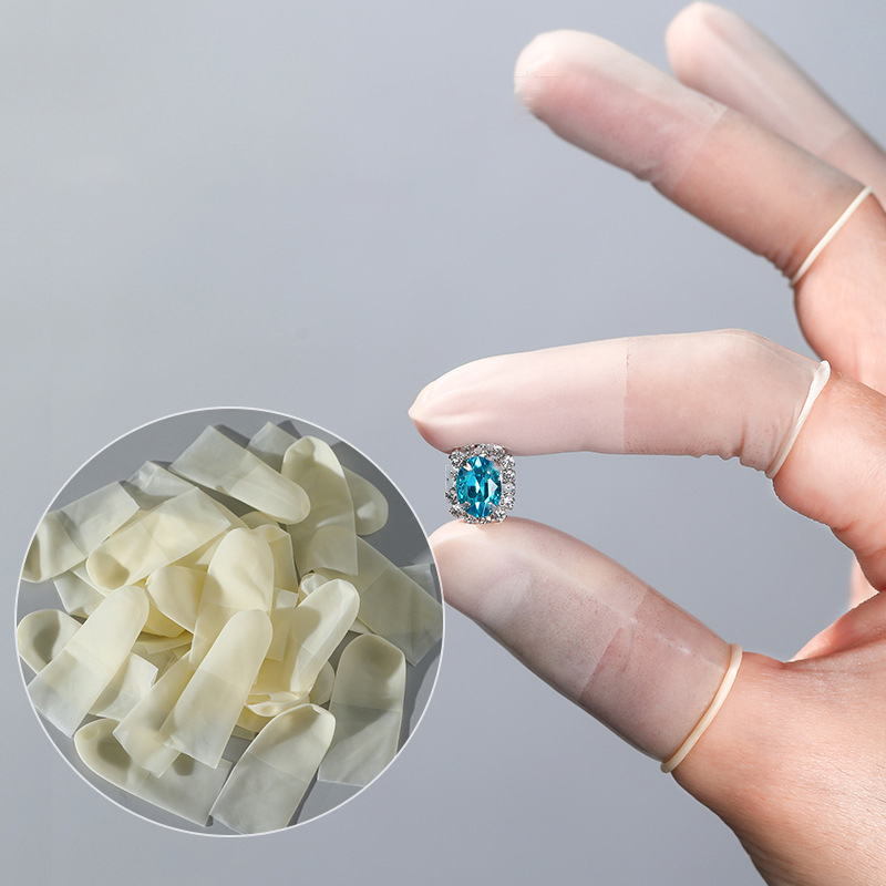 Nuovo Confezione da 50 Pezzi C - Disposable Gloves Nitrile recensione e prezzo